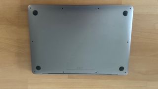 MacBook Air 13 2020 i7 256GB Iris Touch ID