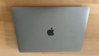 MacBook Air 13 2020 i7 256GB Iris Touch ID