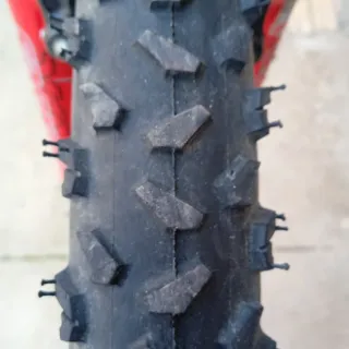 Bicicleta BH Roja y Blanca