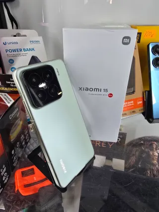 Xiaomi 15 Verde/Plata