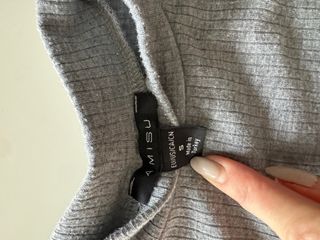 Maglietta grigia a coste