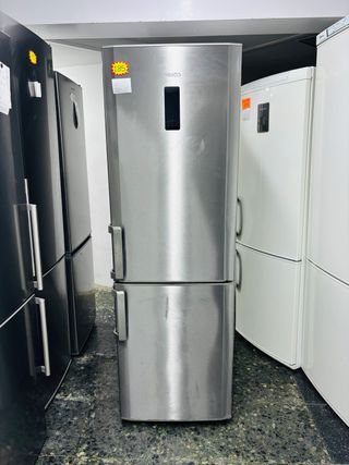 Nevera Teka plateada