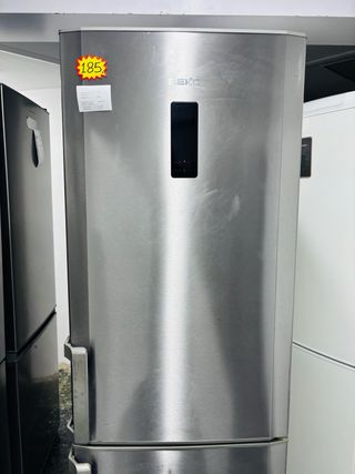 Nevera Teka plateada