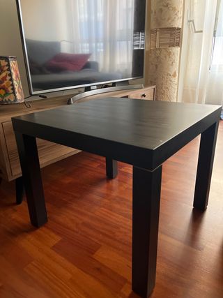 Mesa cuadrada negra Ikea