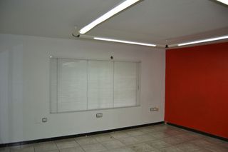 Se alquila nave industrial