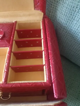 Joyero Organizador Rojo con porta joyas de viaje