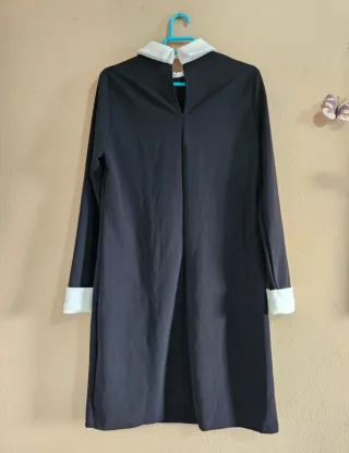 Vestido Shein negro con perlas