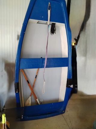 Barca 2,35m eslora x 1,15m manga