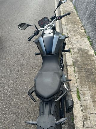 Moto BMW f900r
