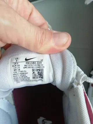 Zapatillas Nike Air Uptempo Talla 40