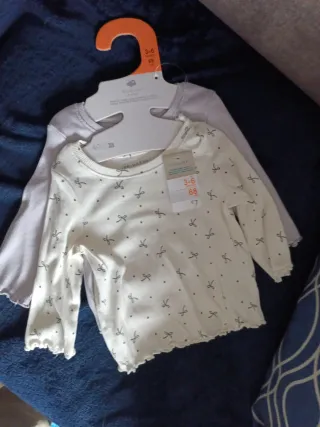 2 Camisetas Bebé 3-6 Meses (68 cm)