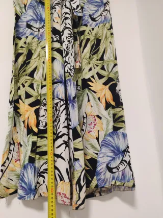 Pantalón ancho estampado tropical