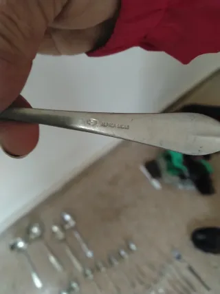 Set de cubiertos malpaca galloetálicos plateados