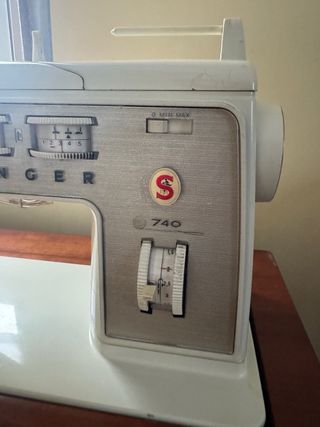 Macchina da cucire vintage Singer