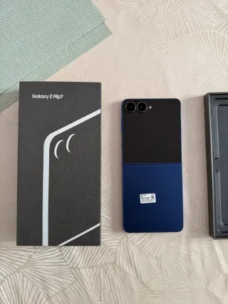 Samsung Z Flip 7 Nuevo