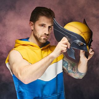 Deadpool & Lobezno Máscara Roleplay Premium Hasbro