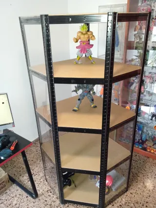 Vitrina Esquinera Catter House