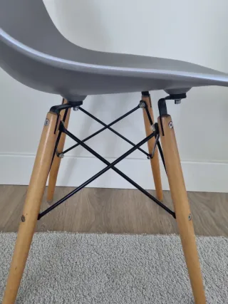 Silla de comedor moderna