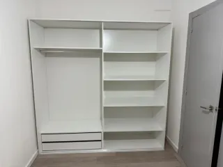 Armadi in legno in liquidazione