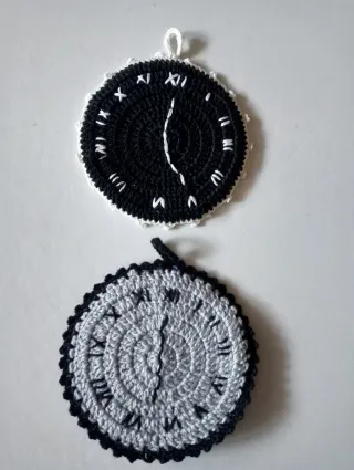 Set 2 Presine Fatte a Mano Orologio