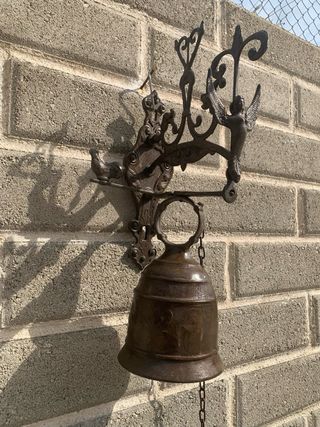 Campana antica grande bronzo bellissima decorata