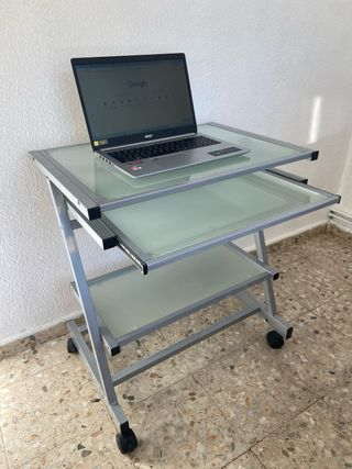 Tavolo da computer in vetro temperato, 3 ripiani e ruote