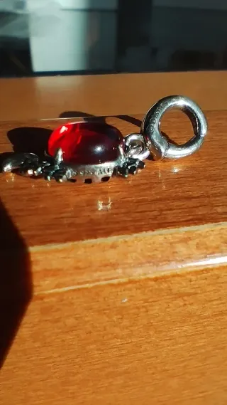 Colgante Pandora Sebastián Rojo