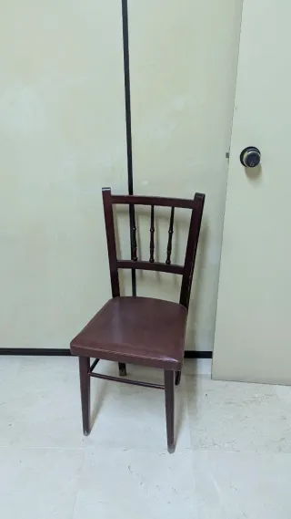 Estantería de madera a medida