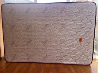 Colchón ORTOPEDICO , canapé y patas