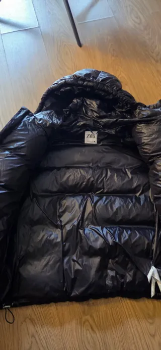 Piumino Zara nero con cappuccio