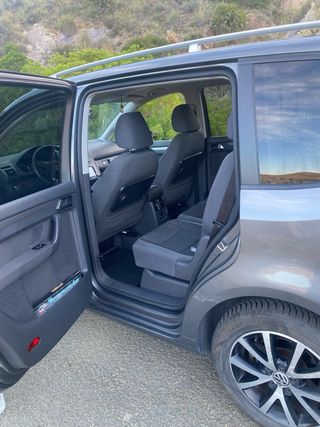 Volkswagen touran 105 2011