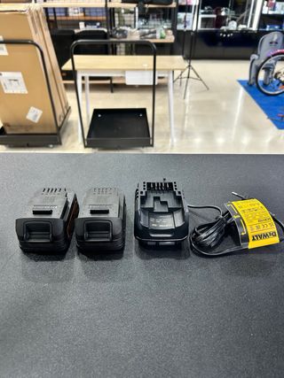 TALADRO ATORNILLADOR PERCUTOR DEWALT ED MACLAREN