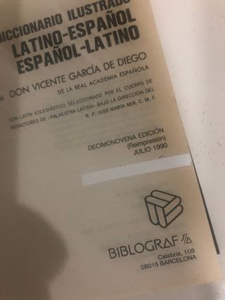 Diccionario Latino - Español Español - Latino