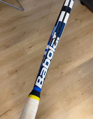 Raqueta Tenis Babolat 265g Antivibrador de regalo