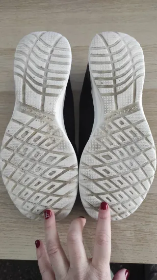 Zapatillas Skechers Mujer Talla 40 Negras