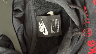 Sudadera Nike negra