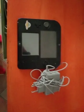 Nintendo 2DS Nera con Caricatore