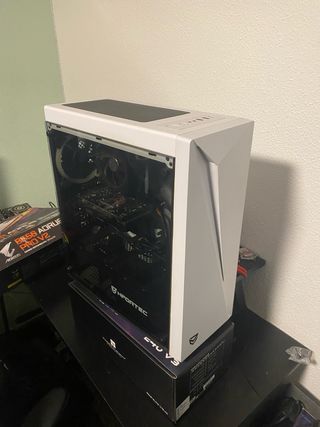 PC Gamer Nfortec Blanco Ryzen 7 2700X GTX 1650