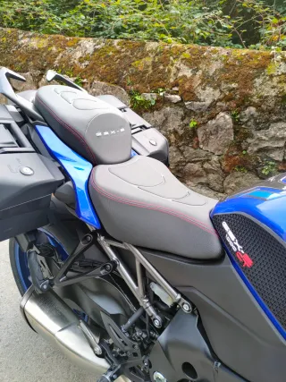 Suzuki GSX-S 1000 GT Azul