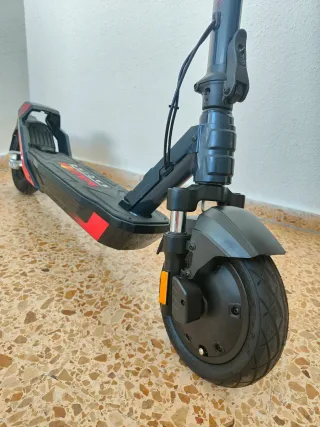 Patinete Eléctrico Red Bull Racing 10