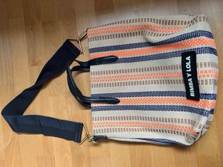 Bolso Bimba y Lola bandolera beige y naranja