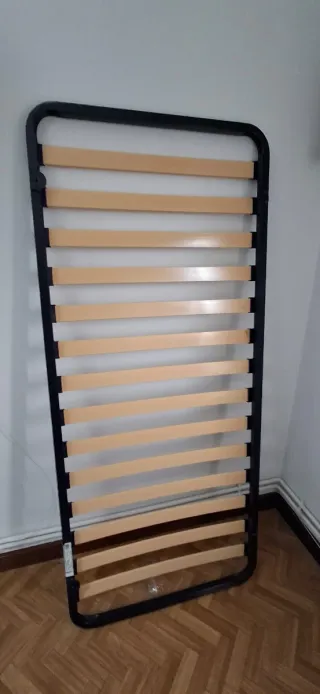 Base Cama Sencilla Metálica con Listones Madera