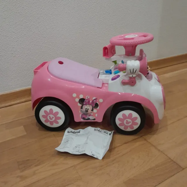 Correpasillos Minnie Mouse con empujador