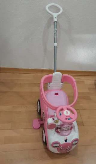 Correpasillos Minnie Mouse con empujador