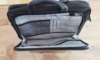 Maletín HP Negro para Portátil