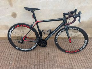 Bicicleta de Carretera Focus Bora Ultra