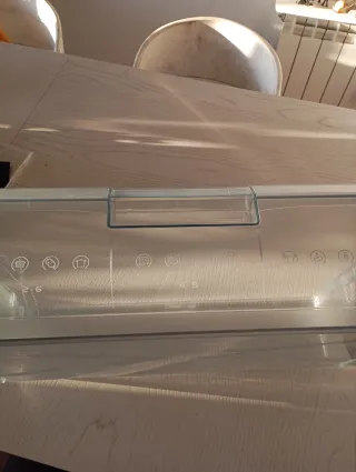 Cajón nevera Balay transparente