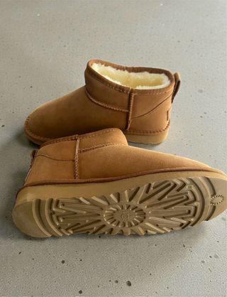 Botas UGG Classic Mini Marrón