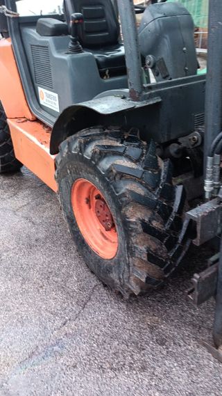 Carretilla Ausa 4x4 C200 HX4 Pala