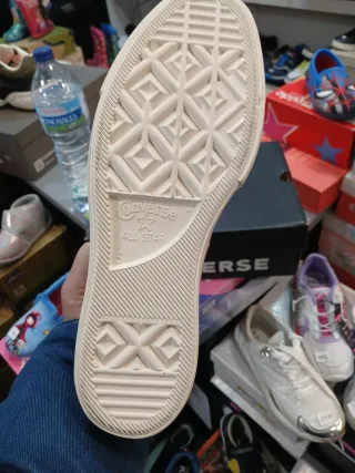 Converse rosas y blancas